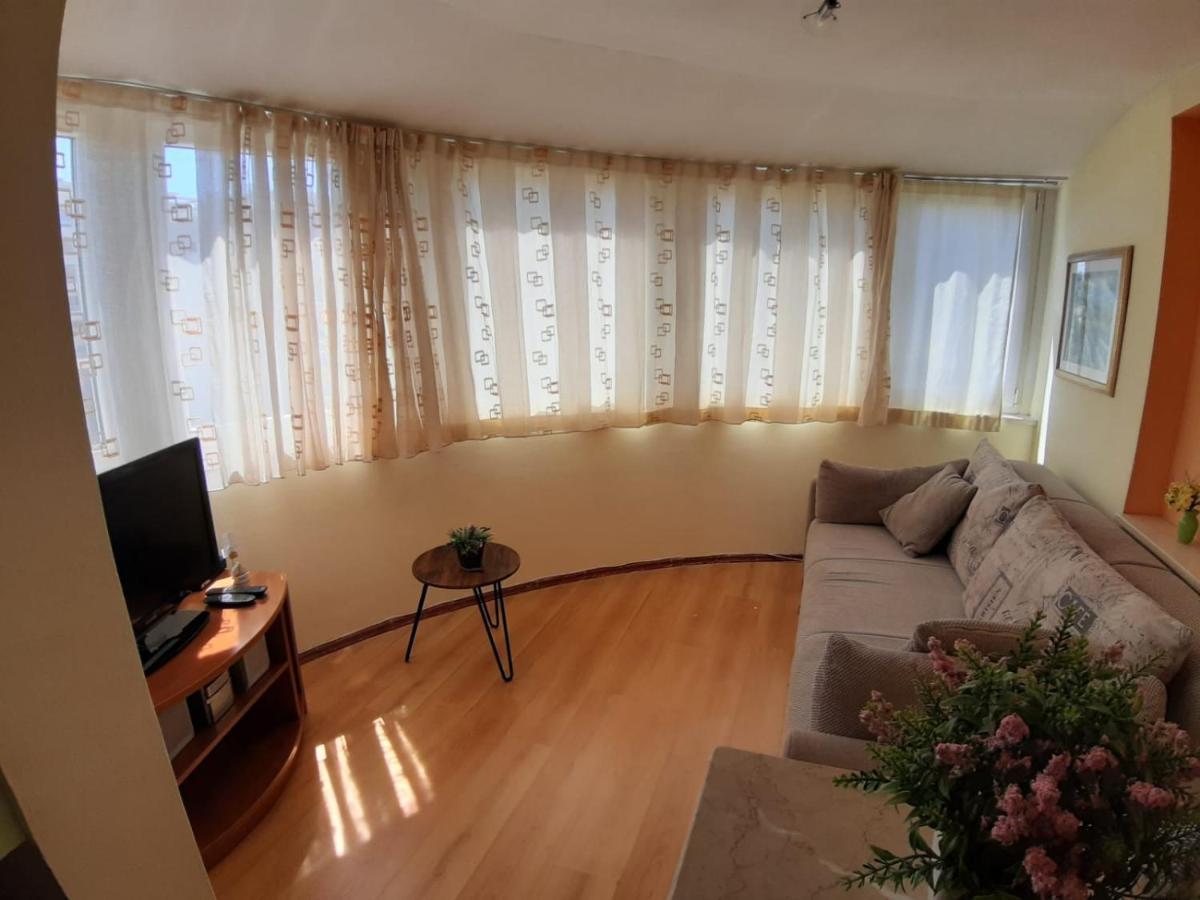 Beach Apartment Sweet Dora Split Exterior photo